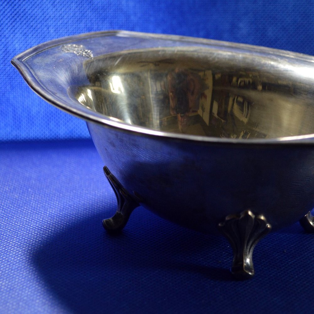 Vintage Community Plate (Oneida) Silverplate Footed Candy Dish